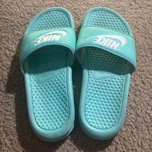 Nike slides
